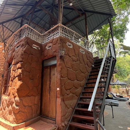Hern Lhin Natural Resort Ban Pong  Exterior photo